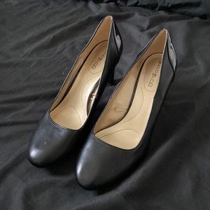 Bandolino Black Heels